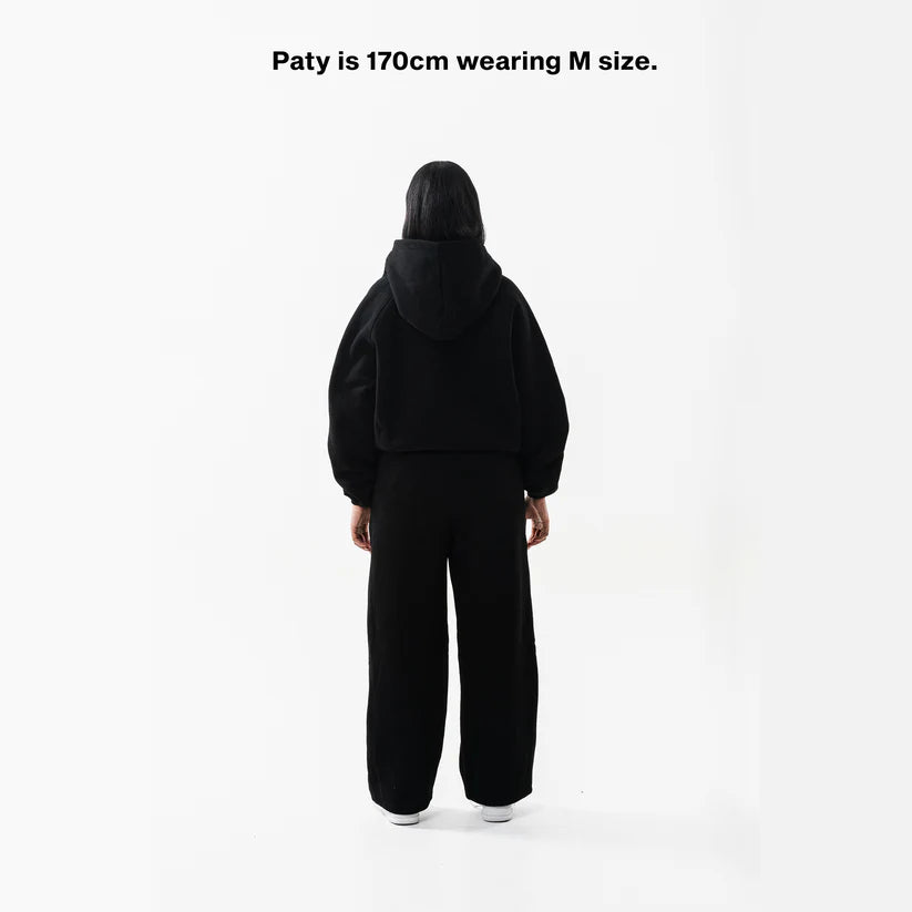 BLACK CORE SWEATPANTS